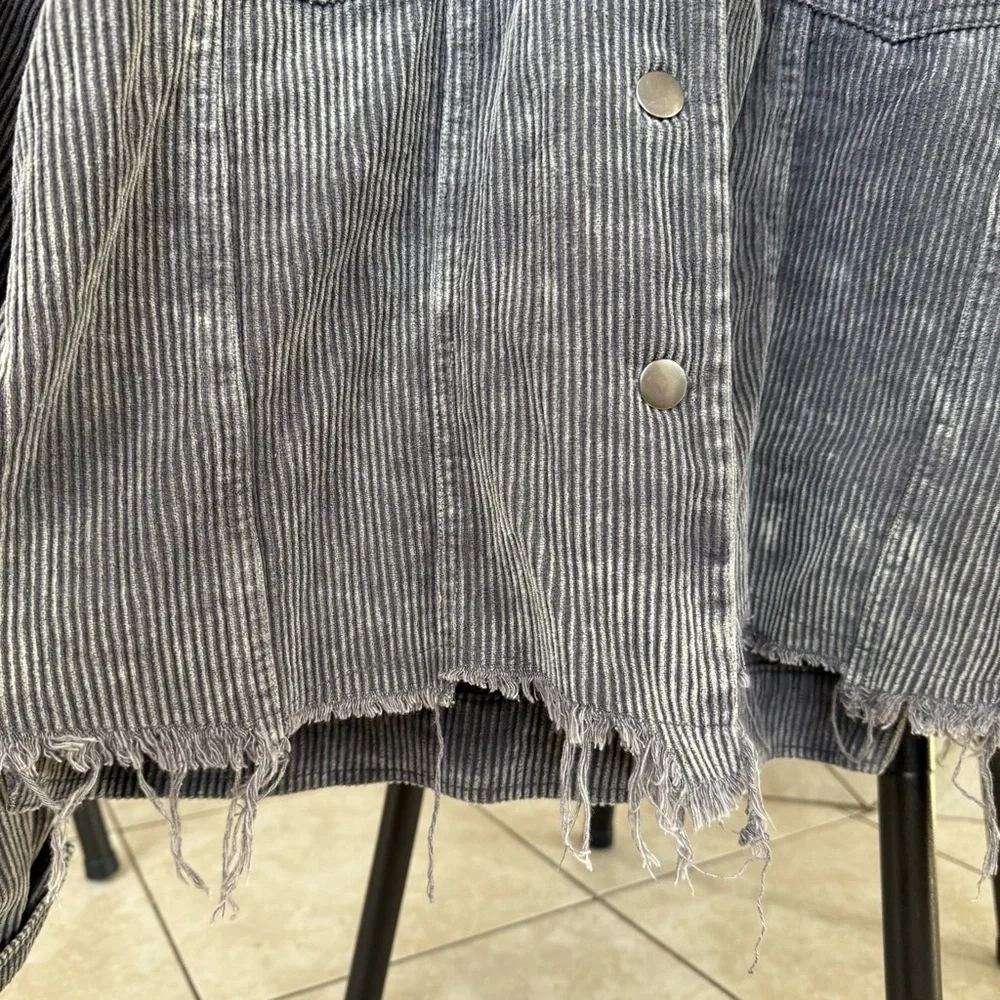 POL Gray Corduroy Distressed Button Down Cotton  Jacket Top Size Large